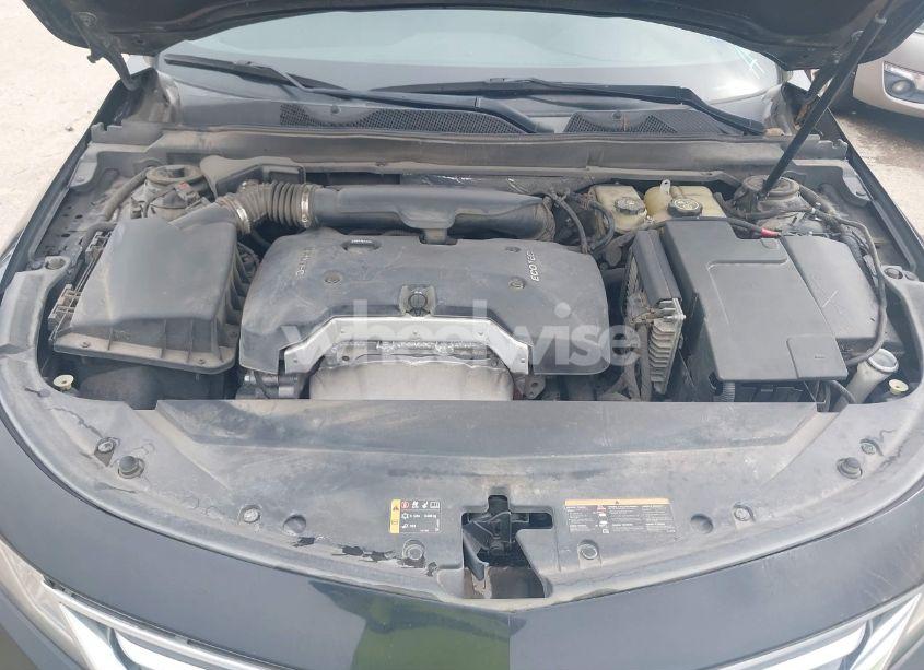 Photo 10 of 2016 Chevrolet Impala 1LT (VIN 2G1105SA6G9163171)