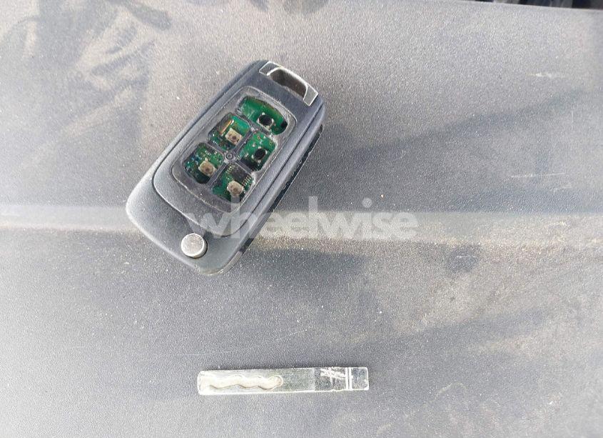 Photo 11 of 2016 Chevrolet Impala 1LT (VIN 2G1105SA6G9177295)