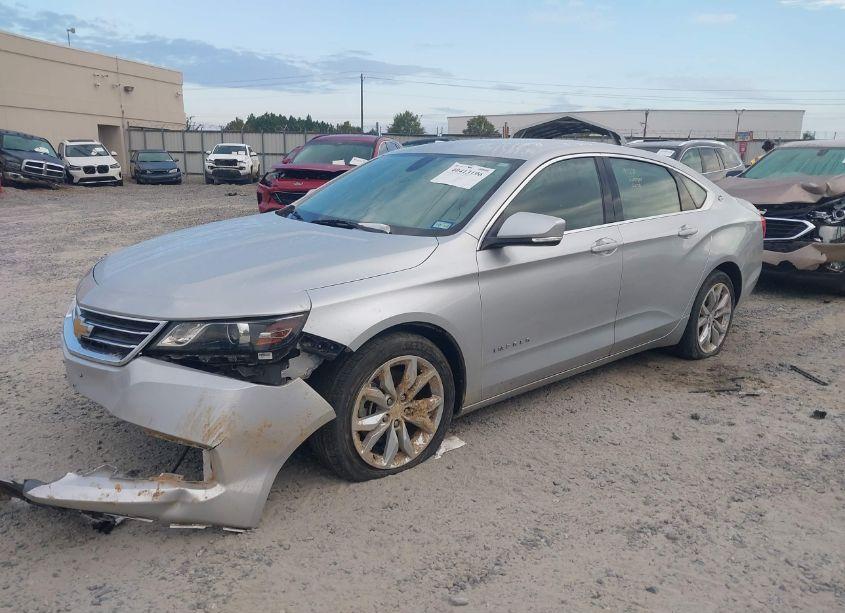 Photo 2 of 2017 Chevrolet Impala 1LT (VIN 2G1105SA6H9138384)