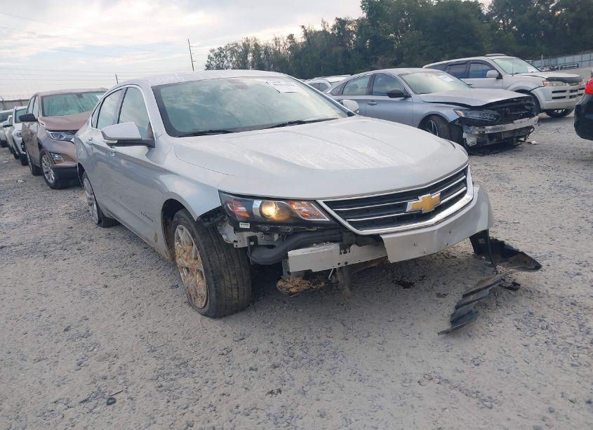 Photo 6 of 2017 Chevrolet Impala 1LT (VIN 2G1105SA6H9138384)