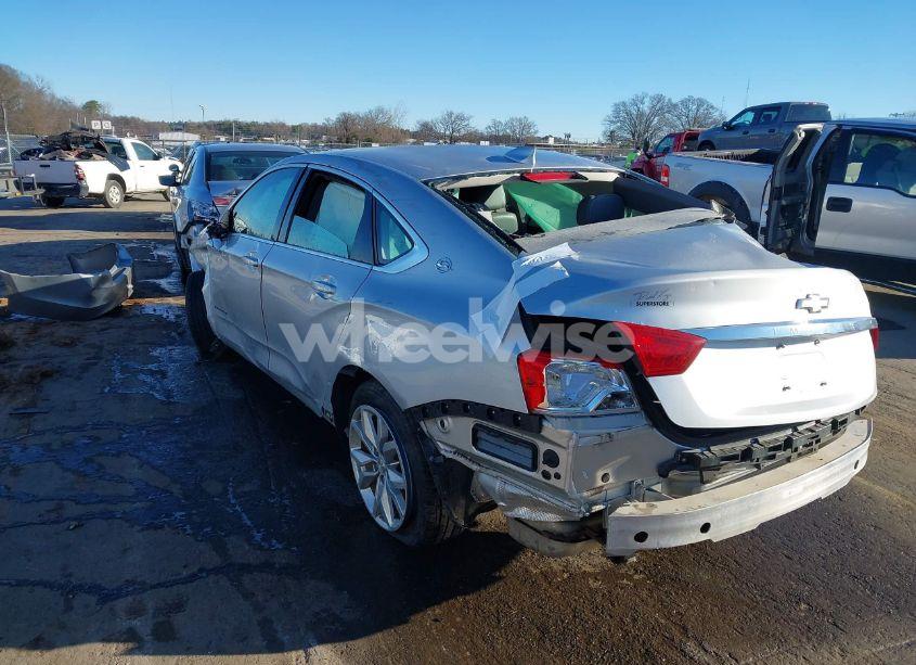 Photo 3 of 2017 Chevrolet Impala 1LT (VIN 2G1105SA6H9168632)