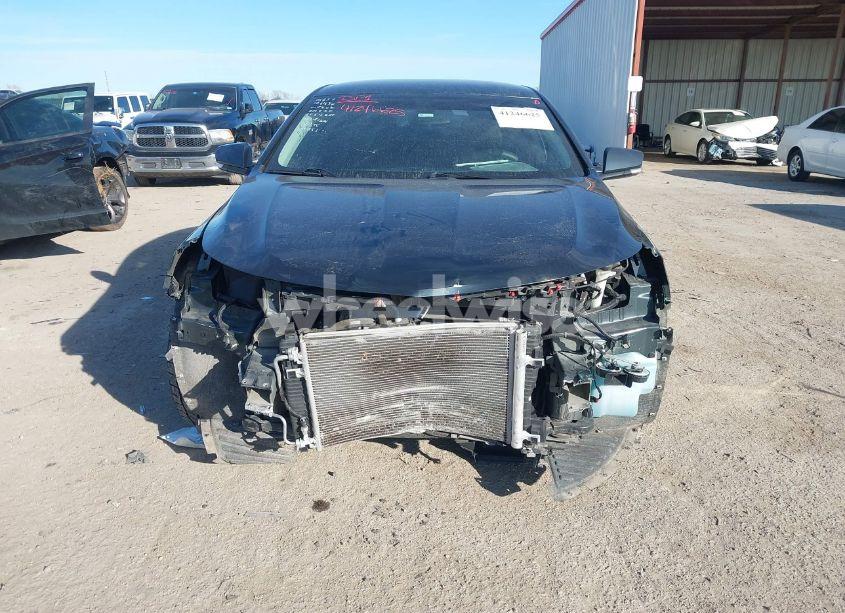 Photo 13 of 2018 Chevrolet Impala 1LT (VIN 2G1105SA6J9124488)