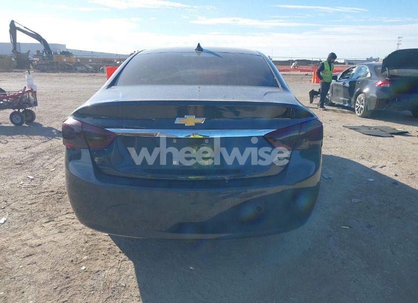 Photo 17 of 2018 Chevrolet Impala 1LT (VIN 2G1105SA6J9124488)