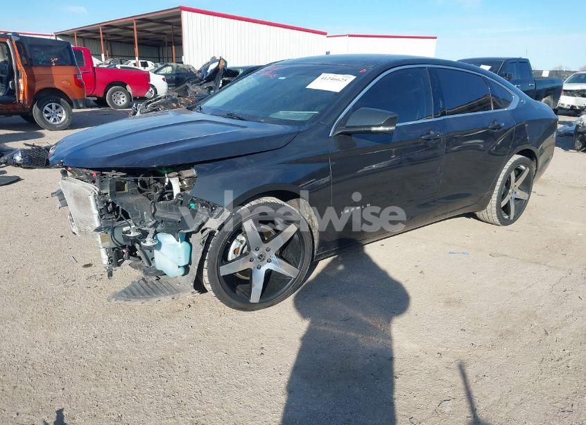 Photo 2 of 2018 Chevrolet Impala 1LT (VIN 2G1105SA6J9124488)