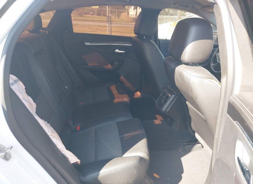 Photo 8 of 2016 Chevrolet Impala 1LT (VIN 2G1105SA7G9177046)