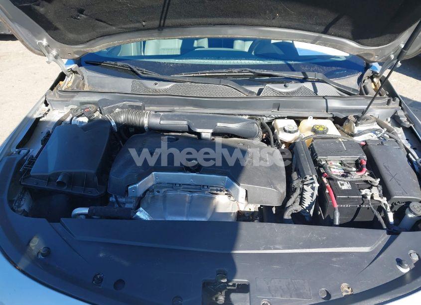 Photo 10 of 2018 Chevrolet Impala 1LT (VIN 2G1105SA7J9169262)