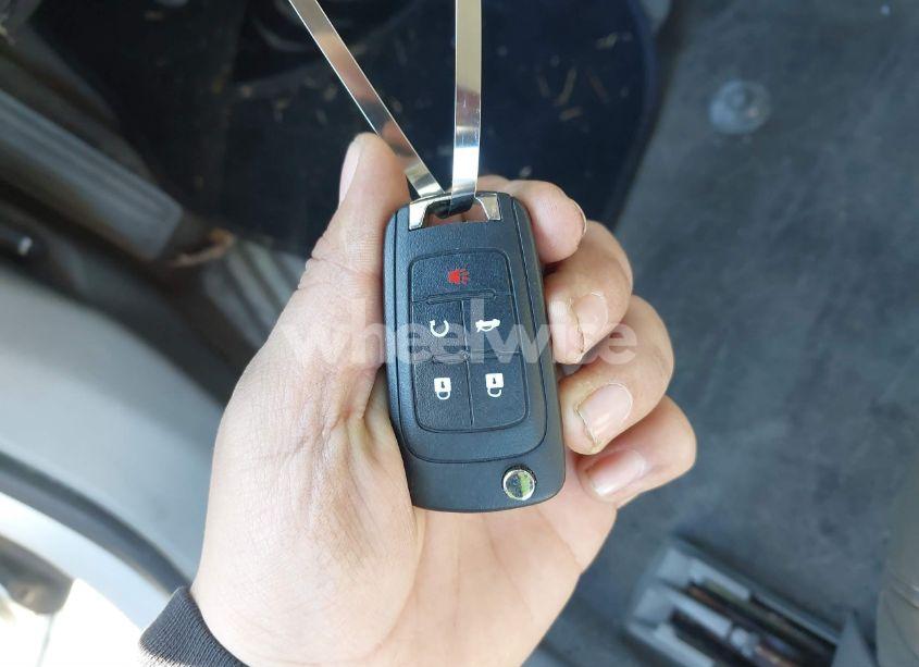 Photo 11 of 2018 Chevrolet Impala 1LT (VIN 2G1105SA7J9169262)