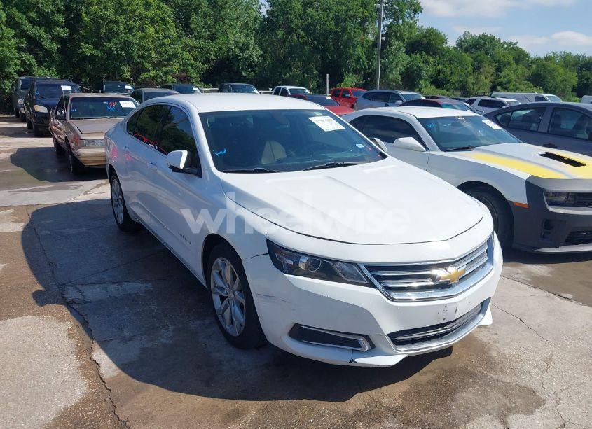 2016 Chevrolet Impala 1LT (VIN 2G1105SA8G9208224) main photo