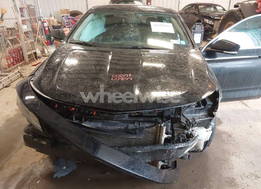 Photo 10 of 2017 Chevrolet Impala 1LT (VIN 2G1105SA8H9104043)