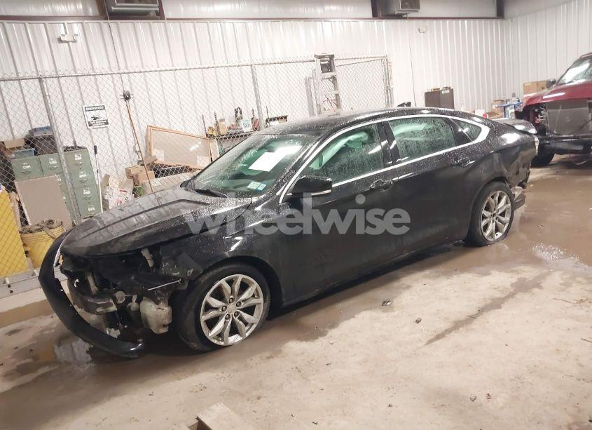 Photo 2 of 2017 Chevrolet Impala 1LT (VIN 2G1105SA8H9104043)