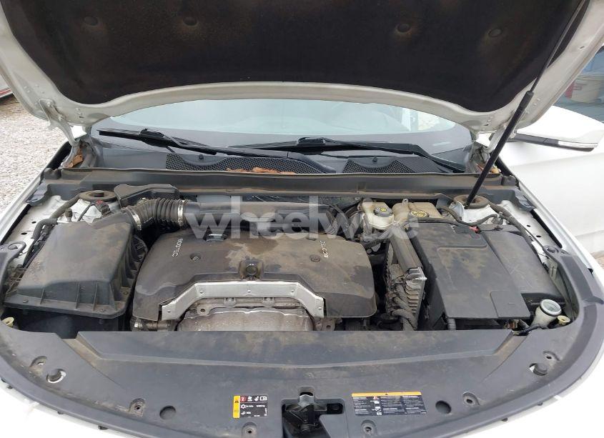 Photo 10 of 2017 Chevrolet Impala 1LT (VIN 2G1105SA8H9139407)