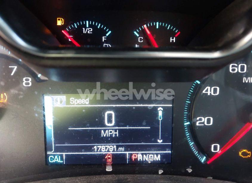 Photo 15 of 2017 Chevrolet Impala 1LT (VIN 2G1105SA8H9139407)