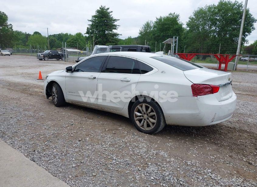 Photo 3 of 2017 Chevrolet Impala 1LT (VIN 2G1105SA8H9139407)