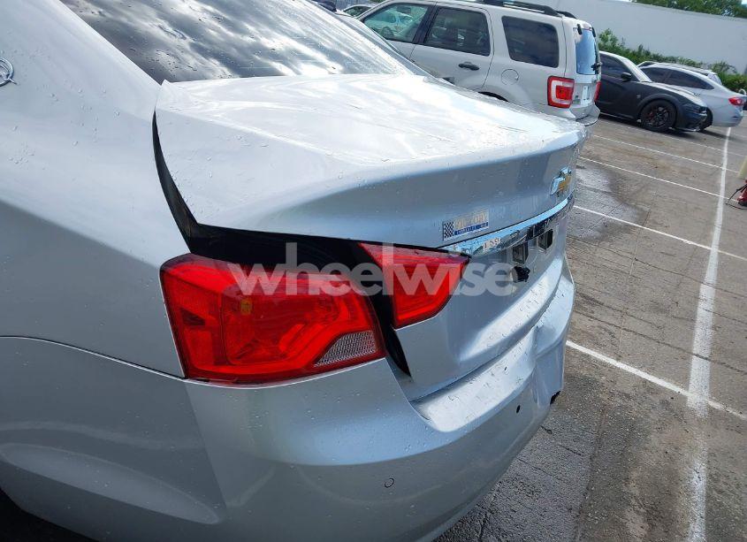 Photo 17 of 2016 Chevrolet Impala 1LT (VIN 2G1105SA9G9188002)