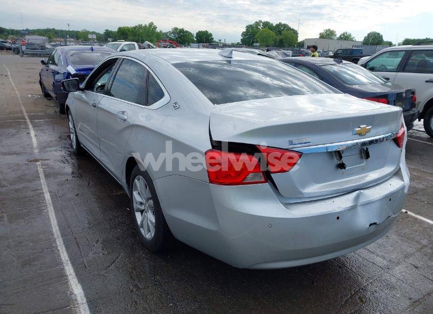 Photo 3 of 2016 Chevrolet Impala 1LT (VIN 2G1105SA9G9188002)