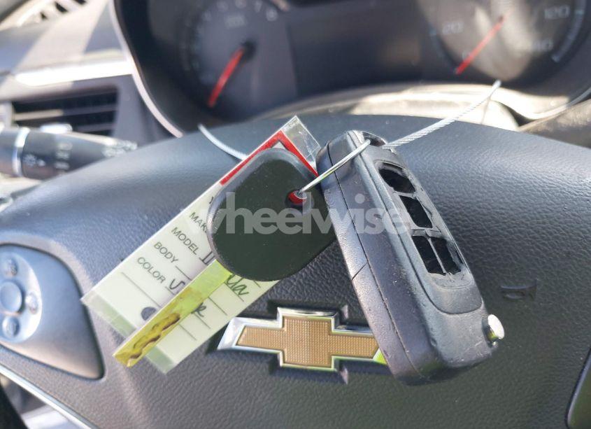 Photo 11 of 2017 Chevrolet Impala 1LT (VIN 2G1105SA9H9134541)