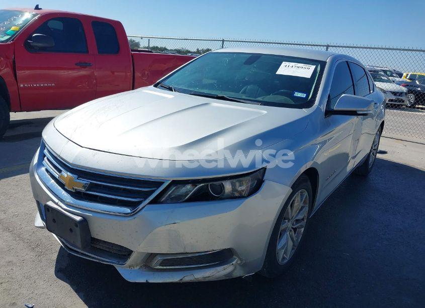 Photo 2 of 2017 Chevrolet Impala 1LT (VIN 2G1105SA9H9134541)