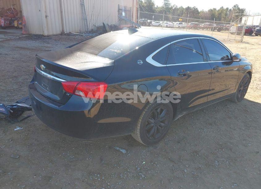 Photo 4 of 2017 Chevrolet Impala 1LT (VIN 2G1105SA9H9167877)