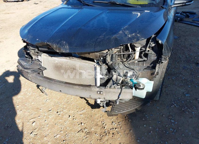 Photo 6 of 2017 Chevrolet Impala 1LT (VIN 2G1105SA9H9167877)