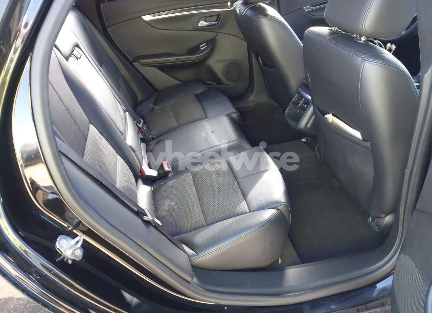 Photo 8 of 2017 Chevrolet Impala 1LT (VIN 2G1105SA9H9167877)