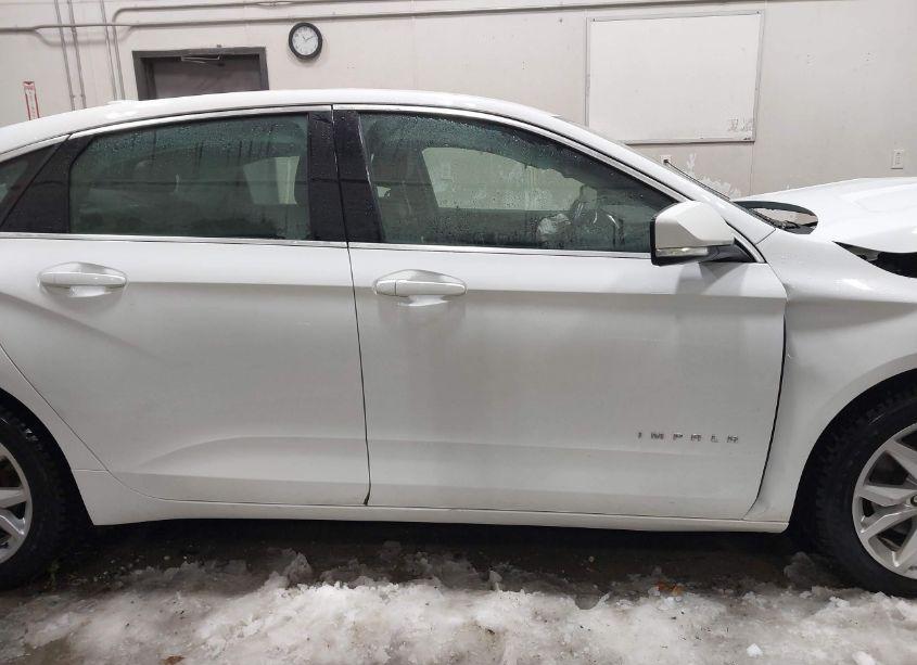 Photo 12 of 2017 Chevrolet Impala 1LT (VIN 2G1105SA9H9176031)