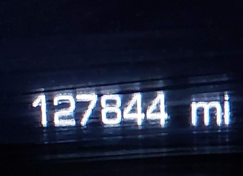 Photo 14 of 2017 Chevrolet Impala 1LT (VIN 2G1105SA9H9176031)