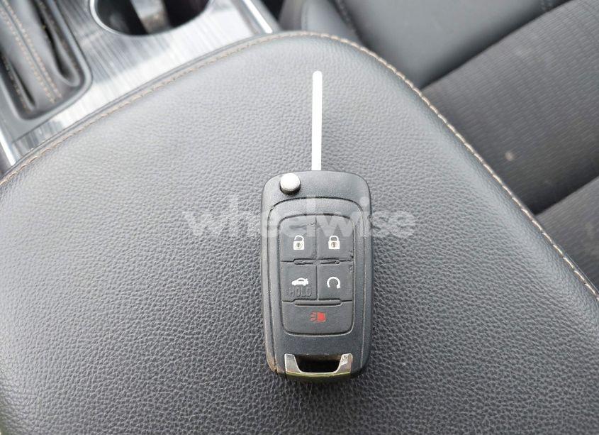 Photo 11 of 2017 Chevrolet Impala 1LT (VIN 2G1105SA9H9192486)