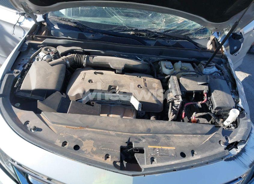 Photo 10 of 2018 Chevrolet Impala 1LT (VIN 2G1105SA9J9152916)