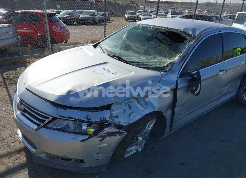 Photo 14 of 2018 Chevrolet Impala 1LT (VIN 2G1105SA9J9152916)