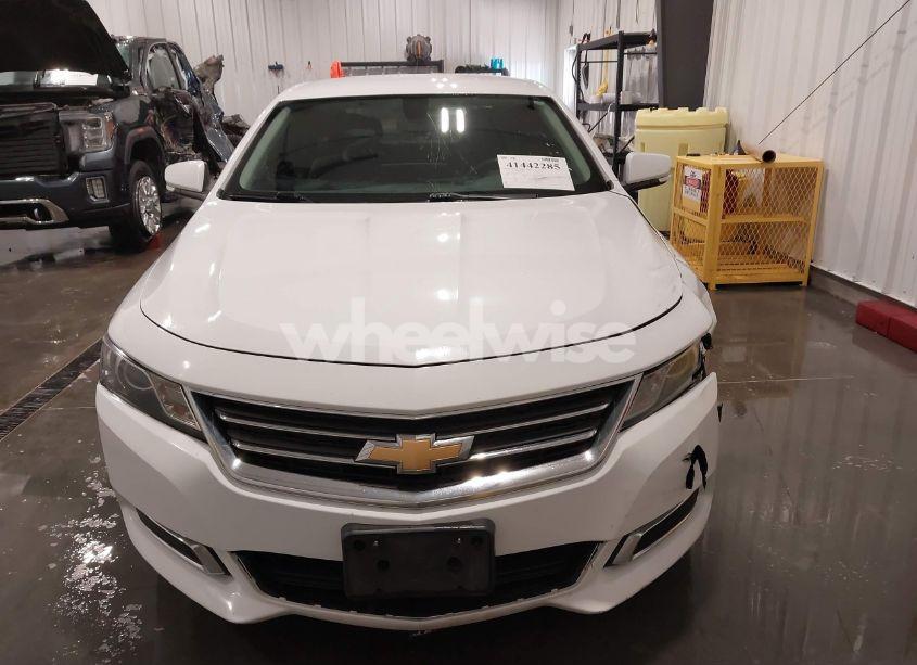 Photo 12 of 2016 Chevrolet Impala 1LT (VIN 2G1105SAXG9185934)