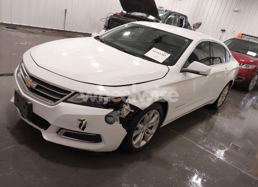 Photo 2 of 2016 Chevrolet Impala 1LT (VIN 2G1105SAXG9185934)