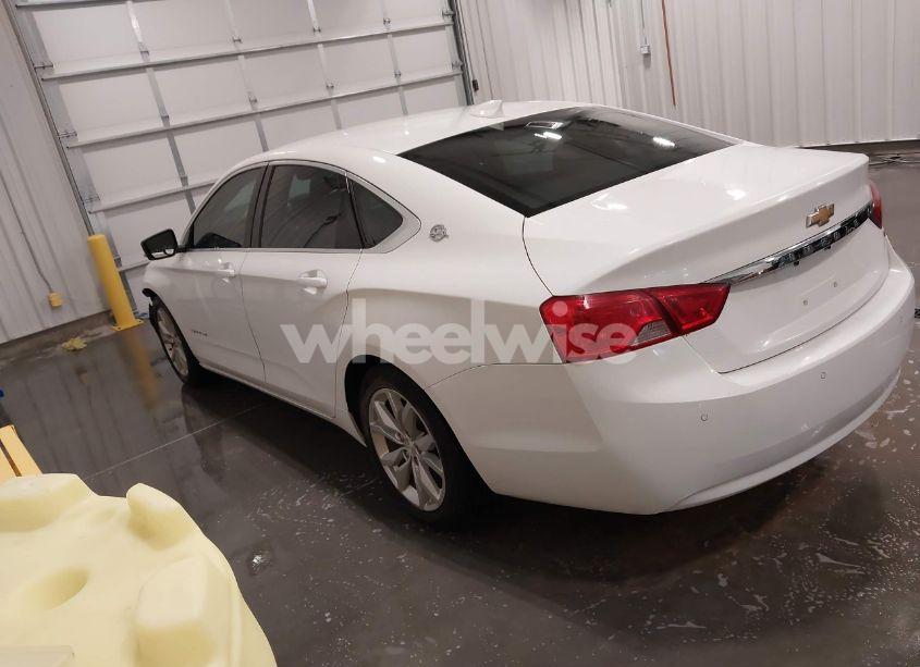 Photo 3 of 2016 Chevrolet Impala 1LT (VIN 2G1105SAXG9185934)