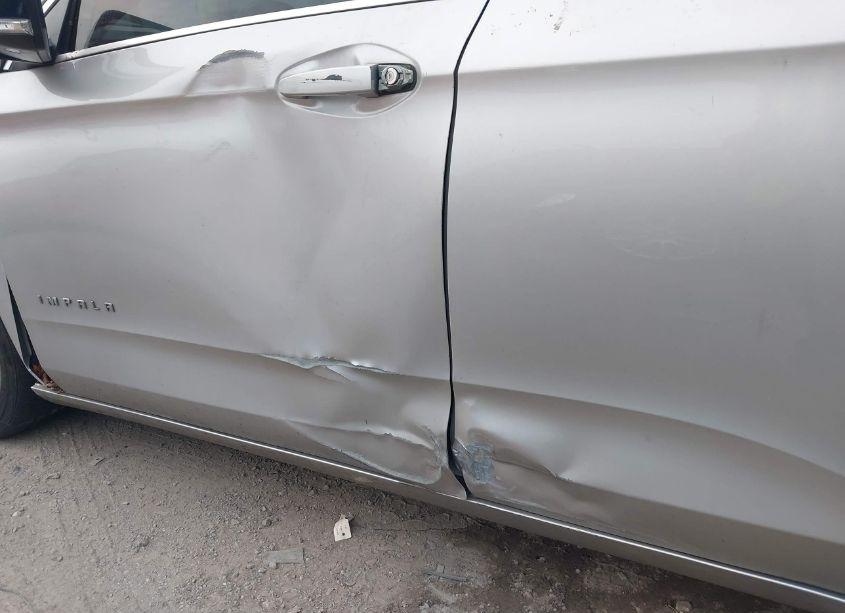 Photo 21 of 2016 Chevrolet Impala 1LT (VIN 2G1105SAXG9186758)