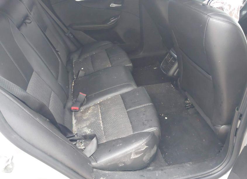 Photo 8 of 2016 Chevrolet Impala 1LT (VIN 2G1105SAXG9186758)