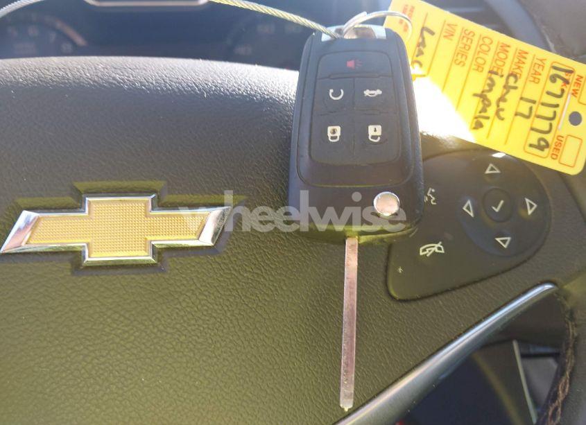 Photo 11 of 2017 Chevrolet Impala 1LT (VIN 2G1105SAXH9114203)