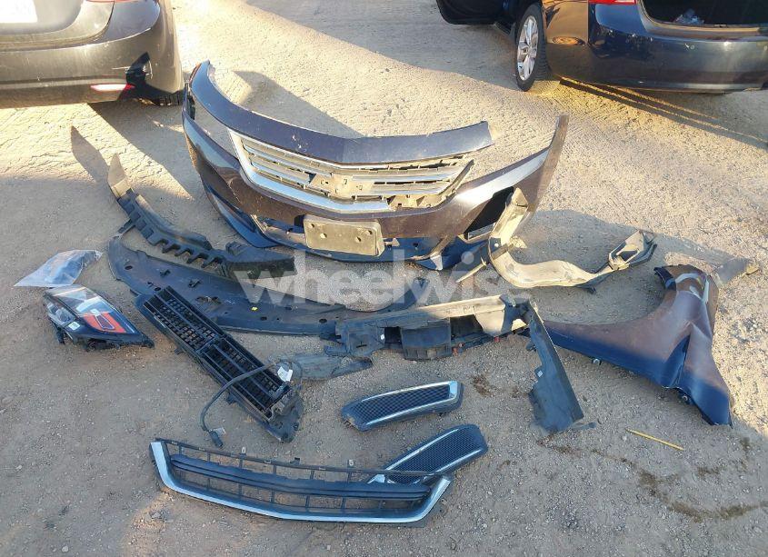 Photo 12 of 2017 Chevrolet Impala 1LT (VIN 2G1105SAXH9114203)