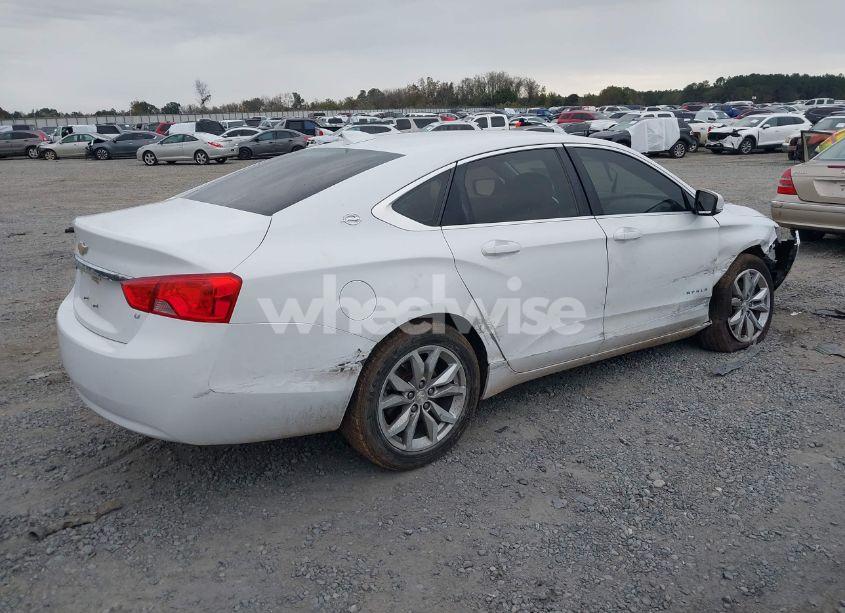 Photo 4 of 2017 Chevrolet Impala 1LT (VIN 2G1105SAXH9167676)