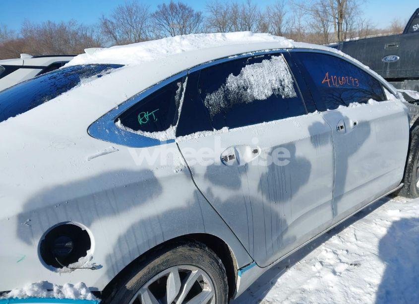 Photo 14 of 2017 Chevrolet Impala 1LT (VIN 2G1105SAXH9168794)