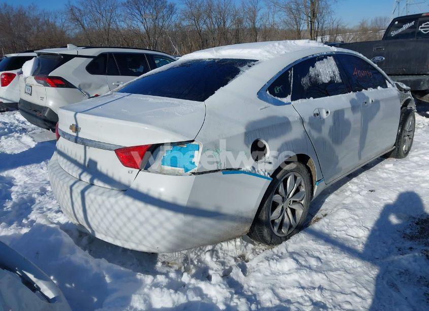 Photo 4 of 2017 Chevrolet Impala 1LT (VIN 2G1105SAXH9168794)