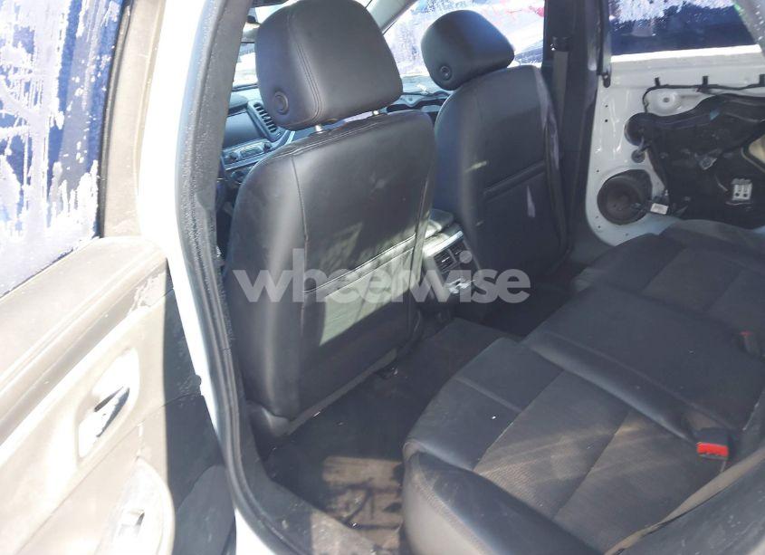 Photo 8 of 2017 Chevrolet Impala 1LT (VIN 2G1105SAXH9168794)