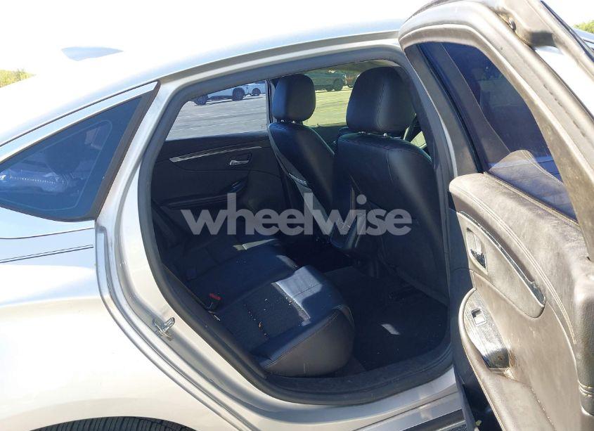 Photo 8 of 2016 Chevrolet Impala 2LT (VIN 2G1115S30G9125773)