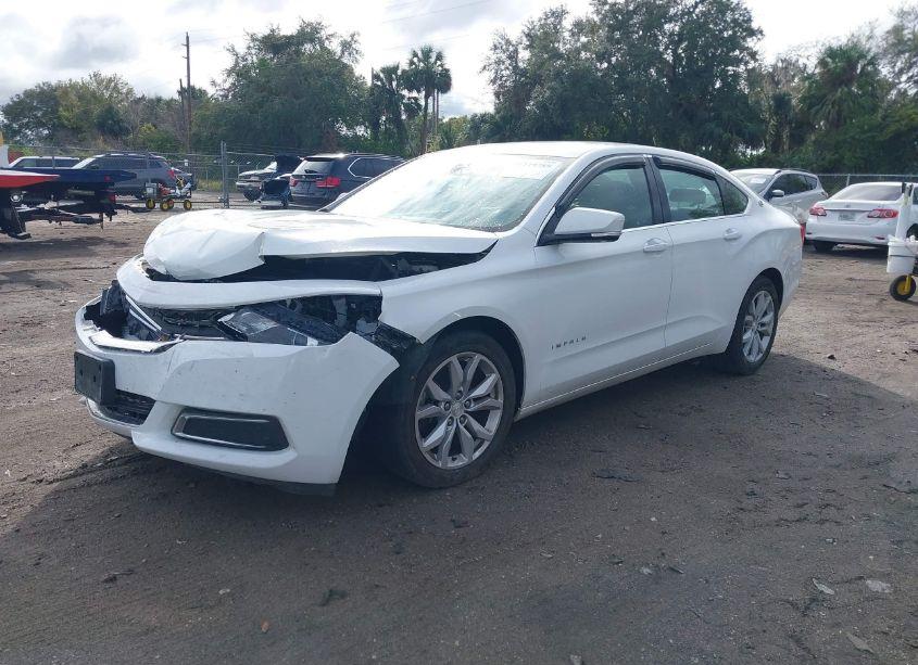 Photo 2 of 2016 Chevrolet Impala 2LT (VIN 2G1115S31G9145725)