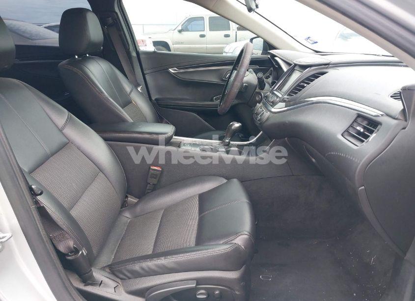 Photo 5 of 2016 Chevrolet Impala 2LT (VIN 2G1115S31G9191006)