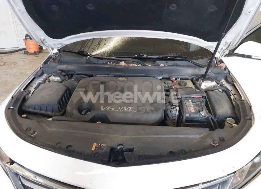 Photo 10 of 2016 Chevrolet Impala 2LT (VIN 2G1115S32G9126696)