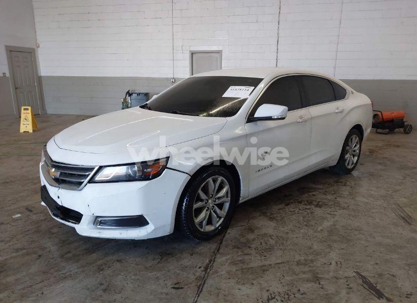 Photo 2 of 2016 Chevrolet Impala 2LT (VIN 2G1115S32G9126696)
