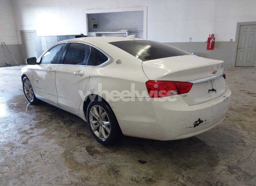 Photo 3 of 2016 Chevrolet Impala 2LT (VIN 2G1115S32G9126696)