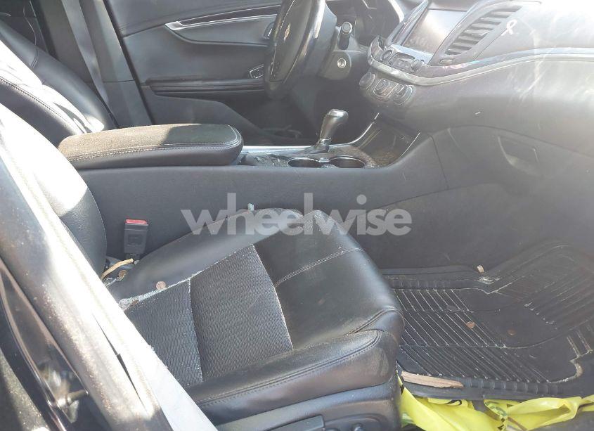 Photo 5 of 2016 Chevrolet Impala 2LT (VIN 2G1115S32G9149444)