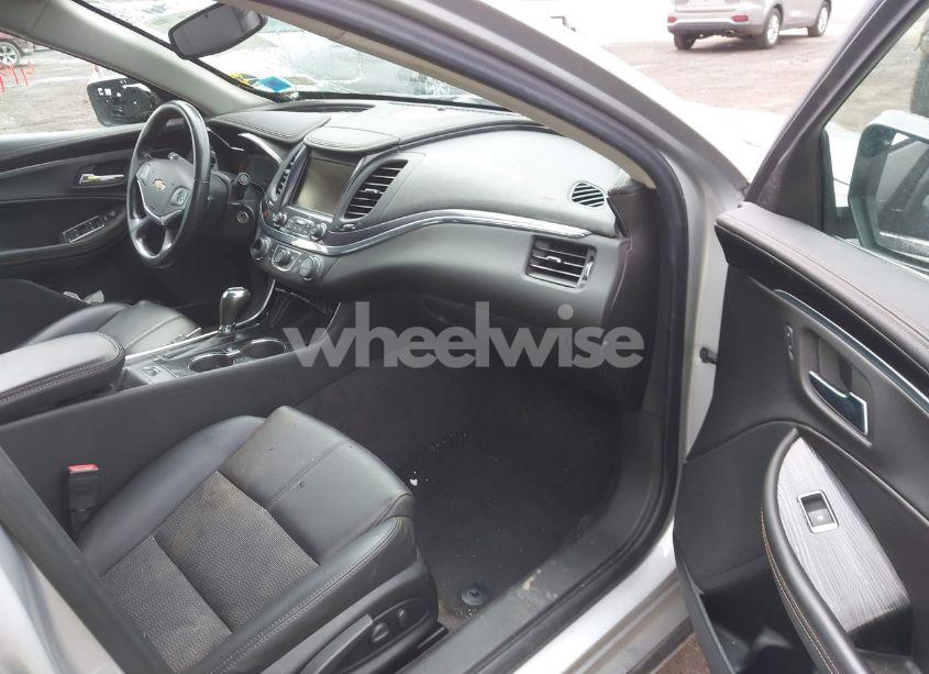 Photo 5 of 2016 Chevrolet Impala 2LT (VIN 2G1115S33G9157164)