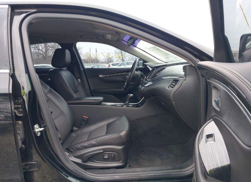 Photo 5 of 2016 Chevrolet Impala 2LT (VIN 2G1115S35G9129236)