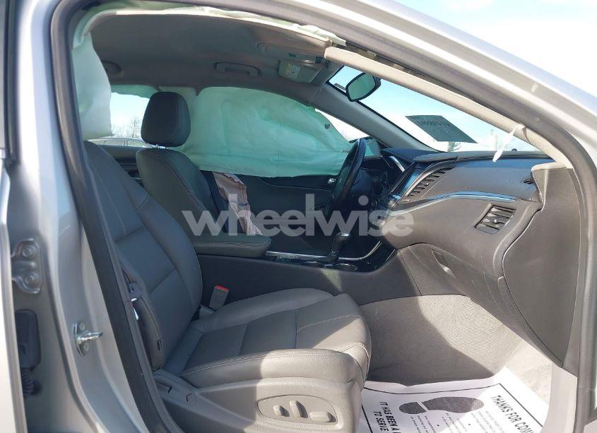 Photo 5 of 2016 Chevrolet Impala 2LT (VIN 2G1115S36G9143503)